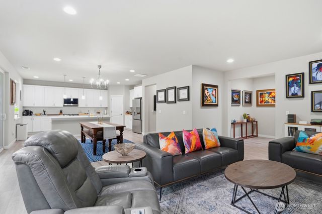 15526 Bergh Court SE, Yelm, WA 98597
