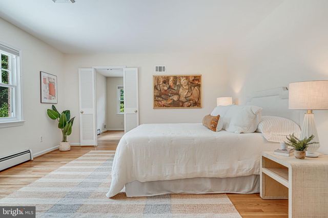 6018 ONONDAGA RD, Bethesda, MD 20816