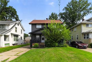 1529 Longfellow Court NE, Warren, OH 44483