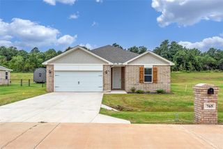 765 Stella Trail, Guthrie, OK 73044
