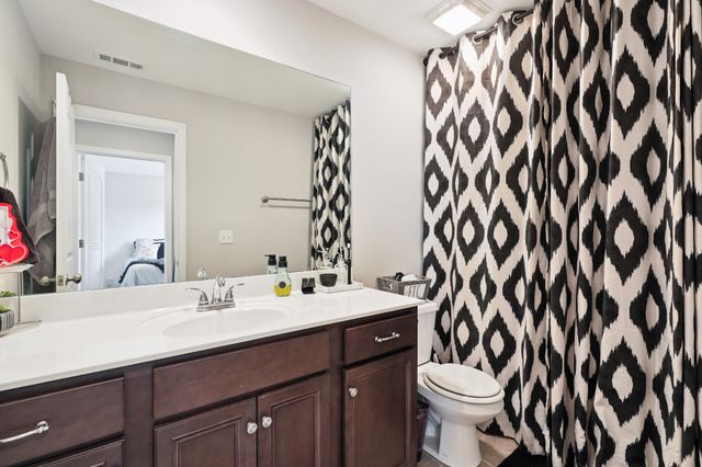 200 Cedar Place Row, Nashville, TN 37221