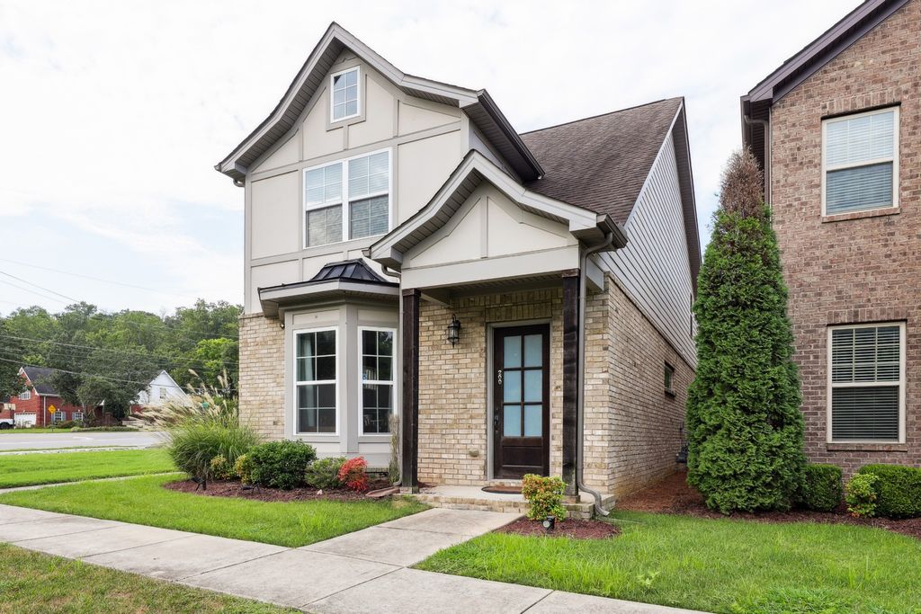 200 Cedar Place Row, Nashville, TN 37221
