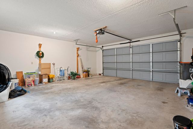 1020 Ahnawake Street, Grove, OK 74344