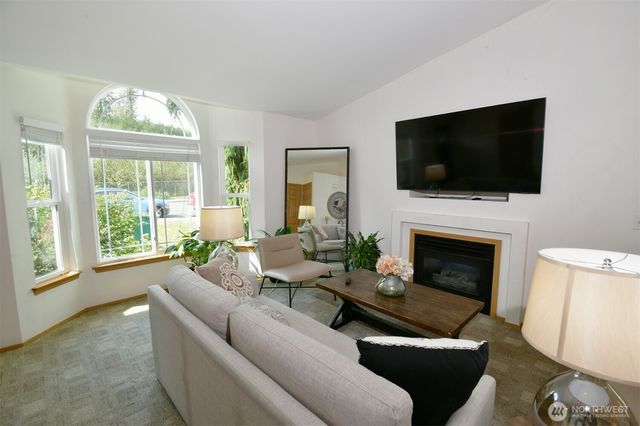 3007 Lake Drive, Lake Stevens, WA 98258