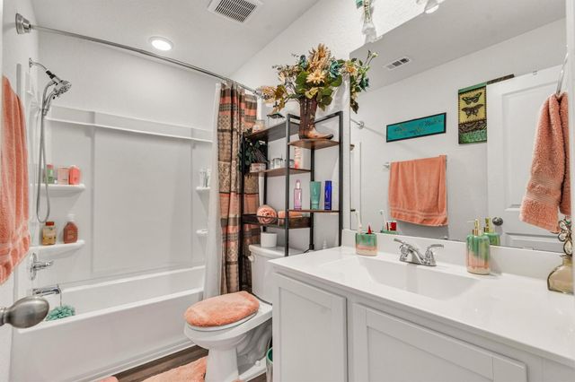 124 Zion DR, Kyle, TX 78640