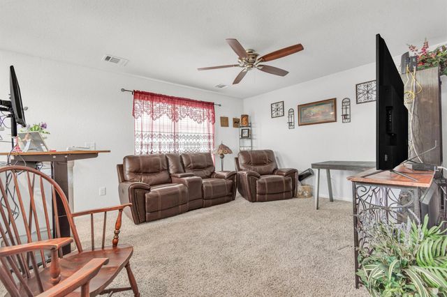 124 Zion DR, Kyle, TX 78640