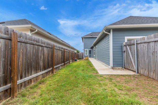 124 Zion DR, Kyle, TX 78640