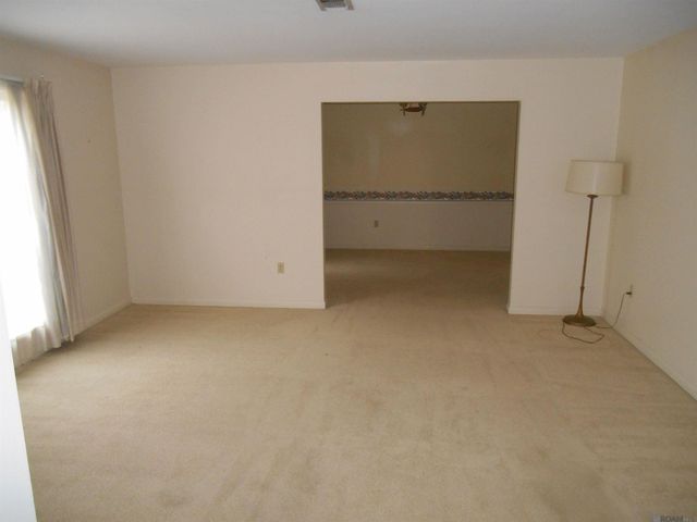 1165 S Tinley Dr, Baton Rouge, LA 70815