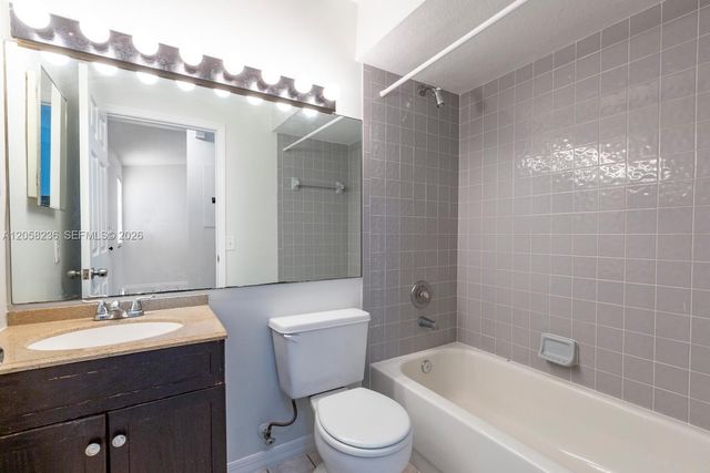 20700 SW 81st Avenue, Cutler Bay, FL 33189