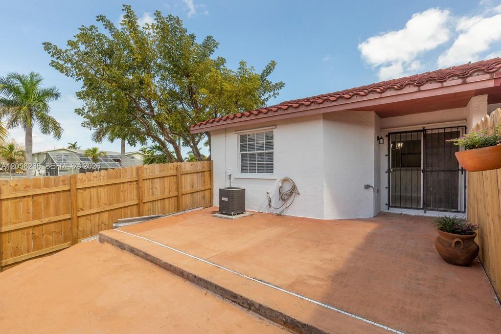 20700 SW 81st Avenue, Cutler Bay, FL 33189