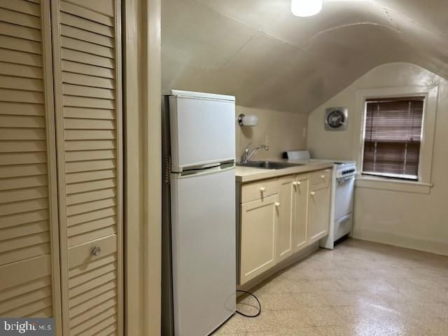 4231 ELMERTON AVE, Harrisburg, PA 17109