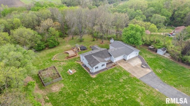 3838 N 8TH Street Road, Springfield, IL 62707