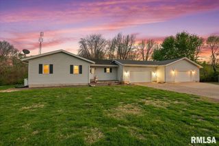3838 N 8TH Street Road, Springfield, IL 62707