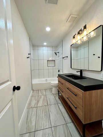 4310 Jorns Street, Houston, TX 77045