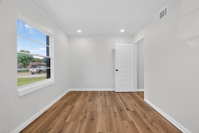 4310 Jorns Street, Houston, TX 77045