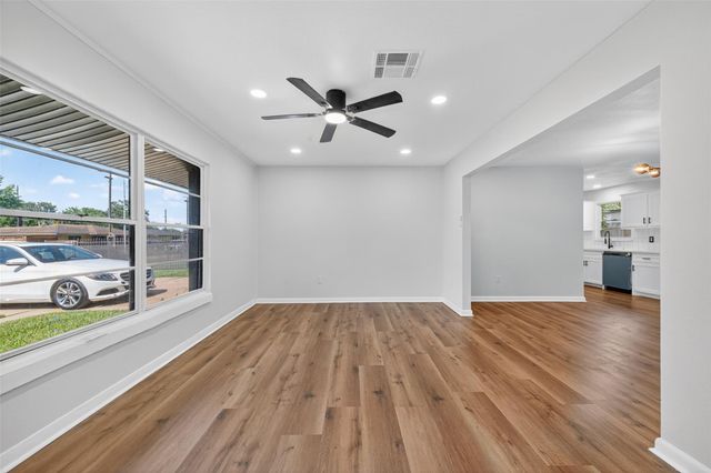 4310 Jorns Street, Houston, TX 77045