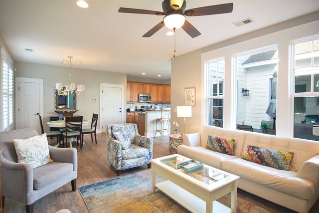 573 Olde Mill Dr., North Myrtle Beach, SC 29582