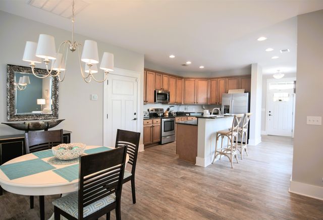573 Olde Mill Dr., North Myrtle Beach, SC 29582