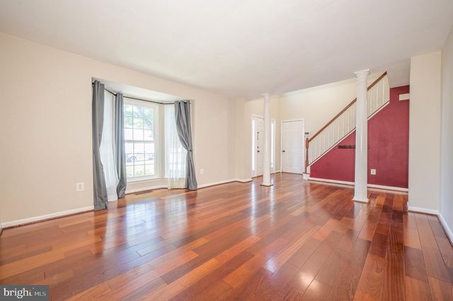 2891 BARRLEY DR, Dumfries, VA 22026