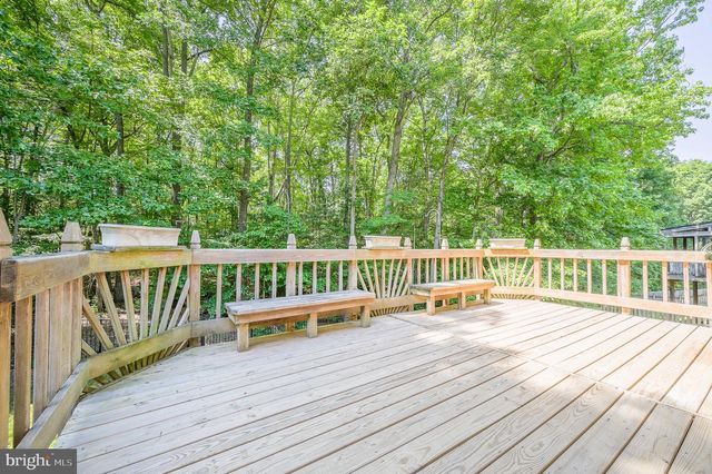 2891 BARRLEY DR, Dumfries, VA 22026
