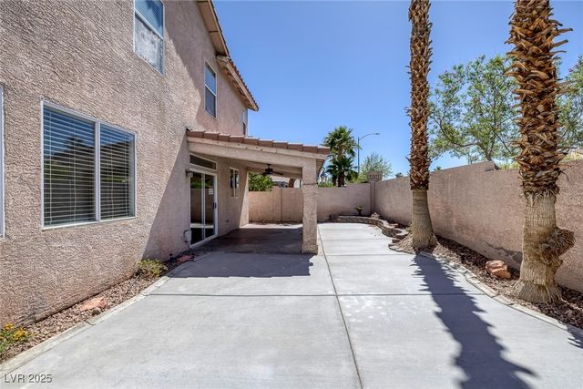 829 Dancing Vines Avenue, Las Vegas, NV 89183