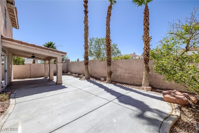 829 Dancing Vines Avenue, Las Vegas, NV 89183