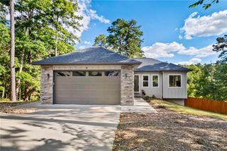 33 Shropshire Drive, Bella Vista, AR 72714
