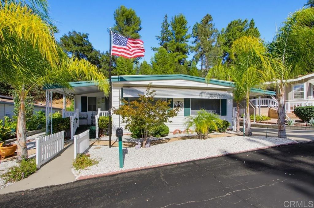 8975 Lawrence Welk Drive SPC 120, Escondido, CA 92026 — photo 4