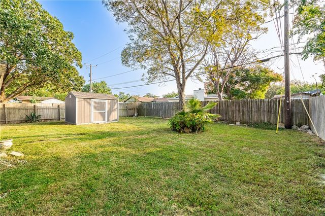5905 Norvel Dr, Corpus Christi, TX 78412