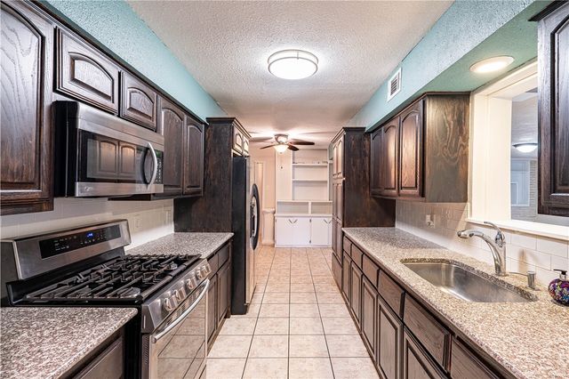 5905 Norvel Dr, Corpus Christi, TX 78412