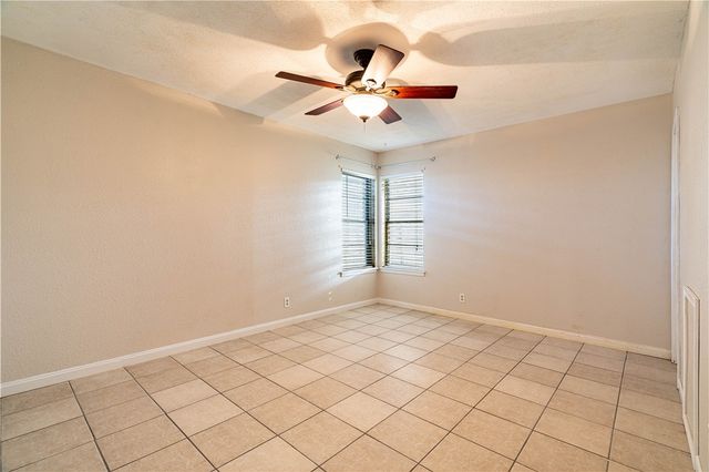 5905 Norvel Dr, Corpus Christi, TX 78412