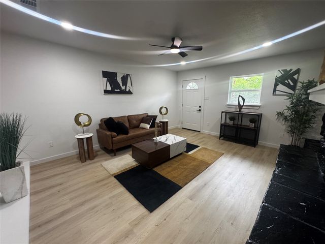 4474 Burke Road, Fort Worth, TX 76119