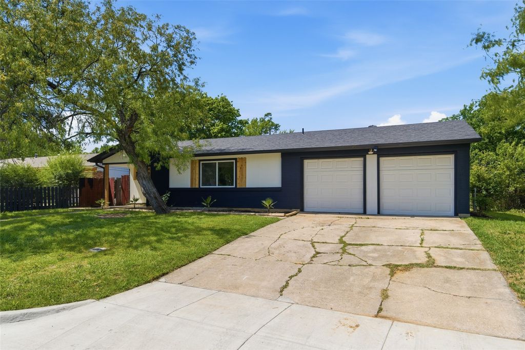 4474 Burke Road, Fort Worth, TX 76119