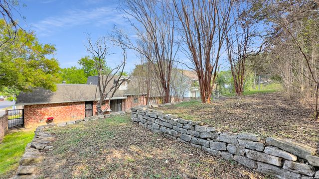 6042 FOREST SHADOW ST, San Antonio, TX 78240