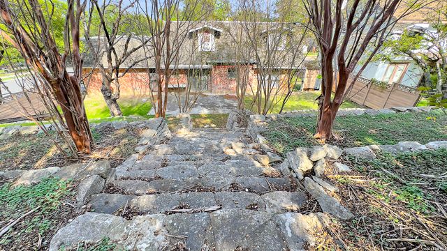 6042 FOREST SHADOW ST, San Antonio, TX 78240