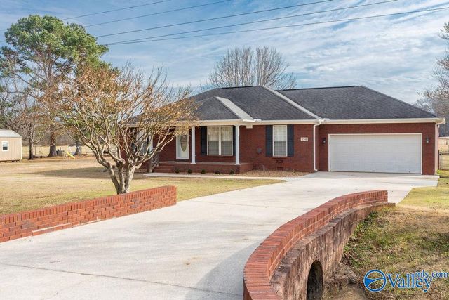 154 Cameron Church Road, Gurley, AL 35748