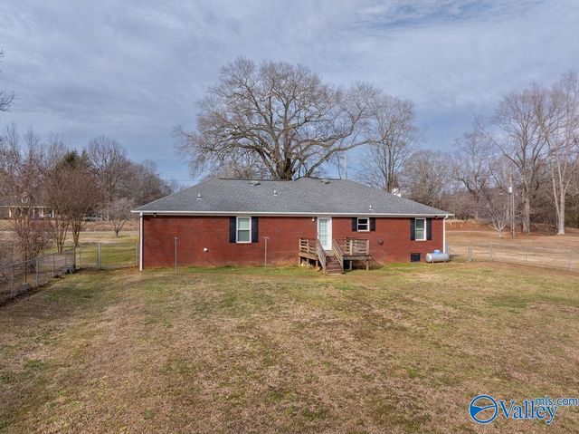 154 Cameron Church Road, Gurley, AL 35748