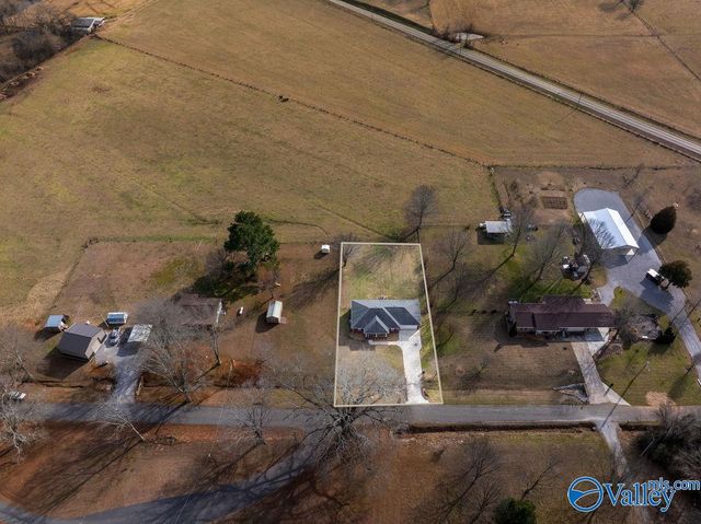 154 Cameron Church Road, Gurley, AL 35748