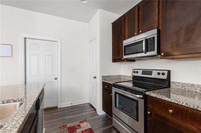 506 Abelia WAY, Chesapeake, VA 23322