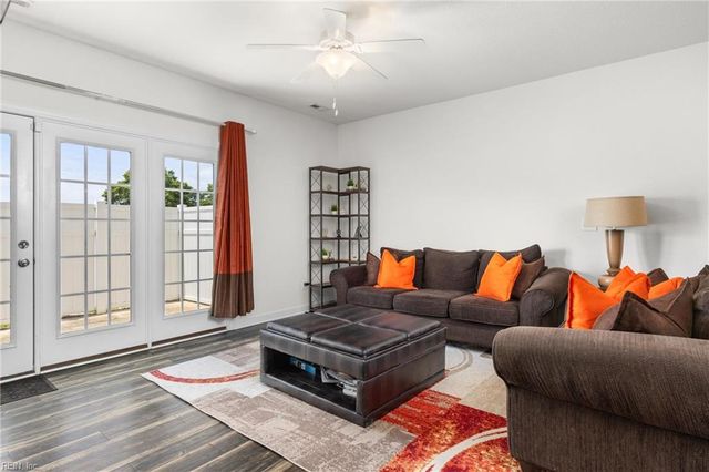 506 Abelia WAY, Chesapeake, VA 23322