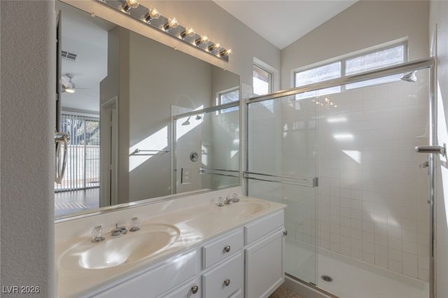 167 Mountainside Drive, Henderson, NV 89012