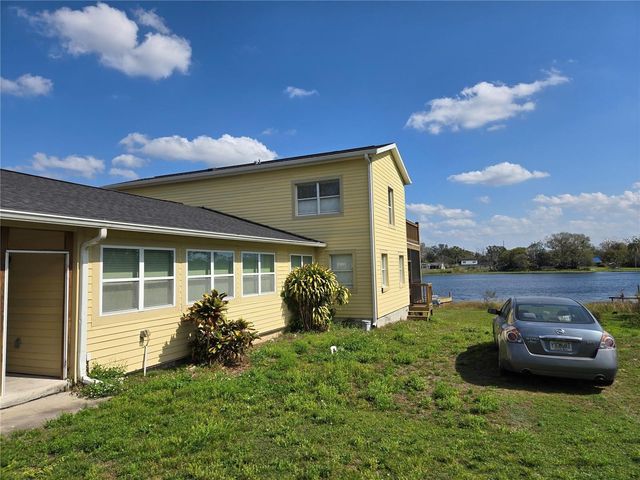 8725 TWIN LAKES BOULEVARD, Tampa, FL 33614