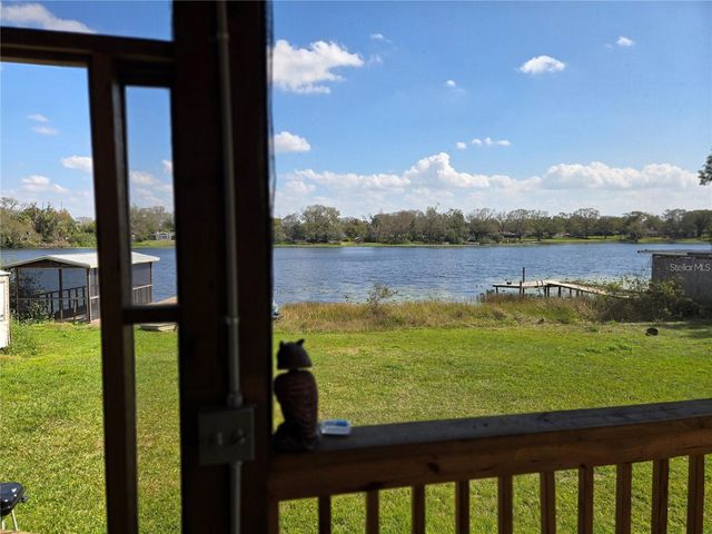8725 TWIN LAKES BOULEVARD, Tampa, FL 33614