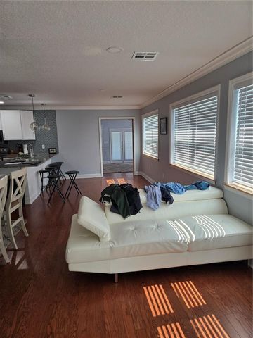 8725 TWIN LAKES BOULEVARD, Tampa, FL 33614