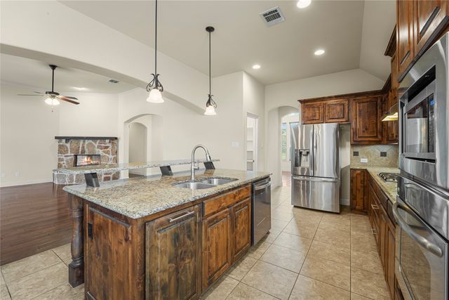 12848 Walnut Ridge Drive, Frisco, TX 75035