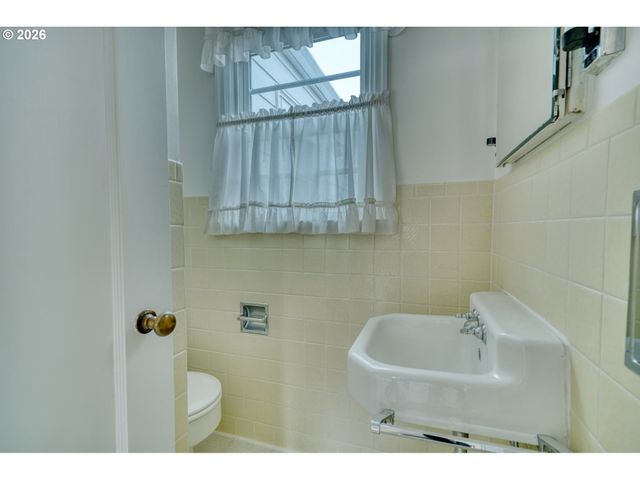 35177 PITTSBURG Rd, St Helens, OR 97051