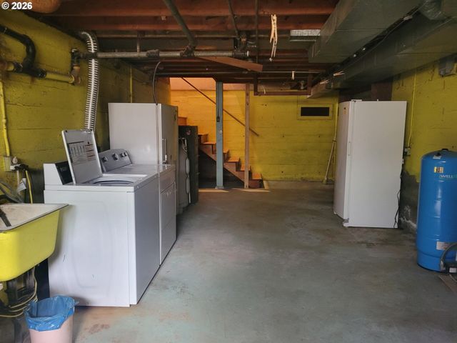 35177 PITTSBURG Rd, St Helens, OR 97051