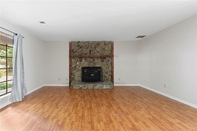 540 Hamlin Trace, Riverdale, GA 30274