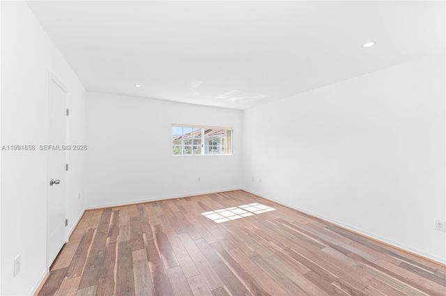 365 NW 109th Ave 701, Miami, FL 33172