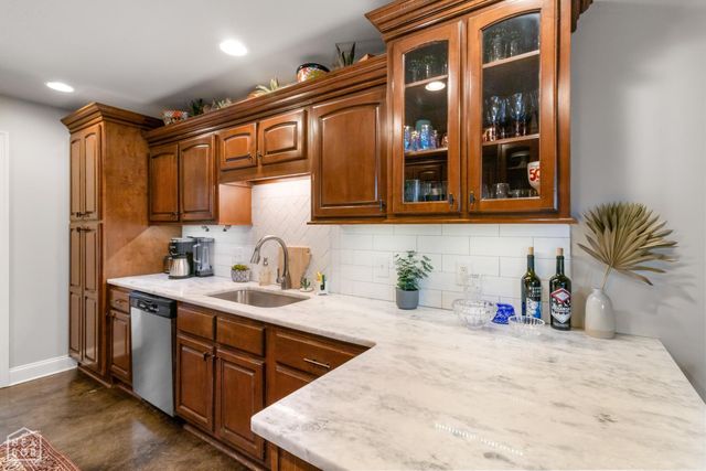 4100 Wetherfield Cove, Jonesboro, AR 72405